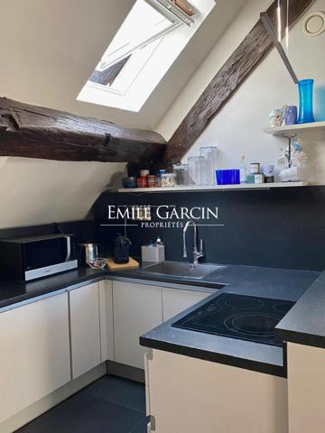 A vendre - Appartement - Paris 75005 - Quartier Latin - Vues dégagées - Dernier étage