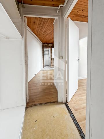 Montreuil  Maison 68.5 m² divisée en 2 appartements, fort potentiel locatif