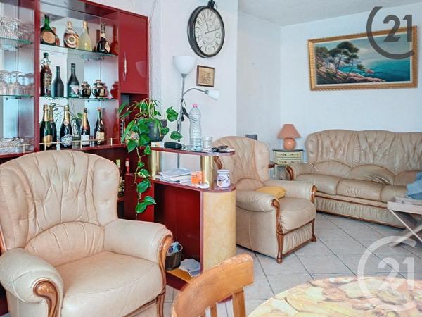 Appartement F4 à vendre  4 pièces - 74 m2 STE SAVINE - 10