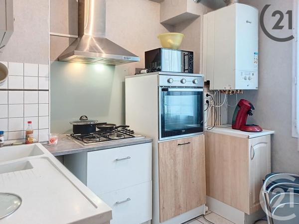 Appartement F4 à vendre  4 pièces - 74 m2 STE SAVINE - 10