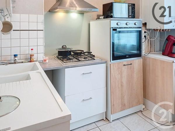 Appartement F4 à vendre  4 pièces - 74 m2 STE SAVINE - 10