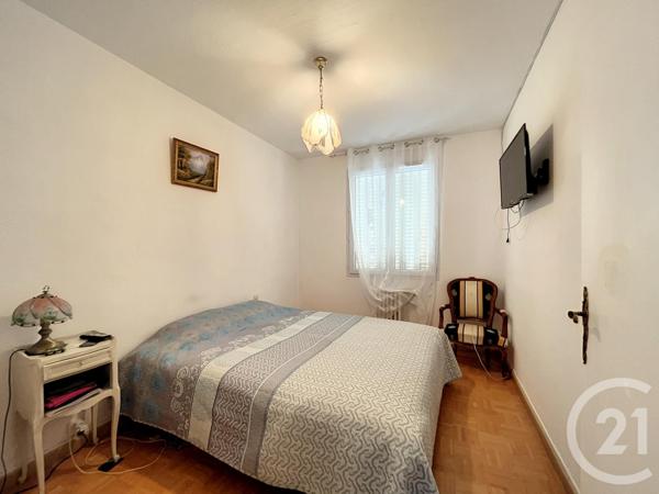 Appartement F4 à vendre  4 pièces - 74 m2 STE SAVINE - 10