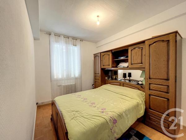 Appartement F4 à vendre  4 pièces - 74 m2 STE SAVINE - 10