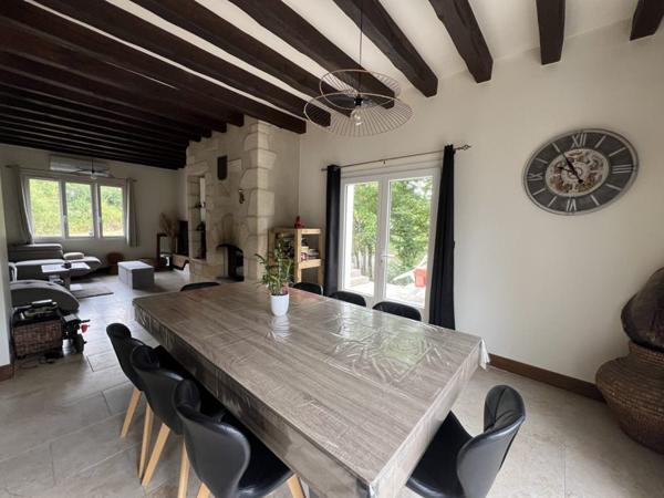 Maison à vendre |  Saint-Amand-Montrond |  9 pièces | 240 m²