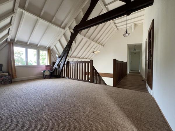 Maison à vendre |  Saint-Amand-Montrond |  9 pièces | 240 m²