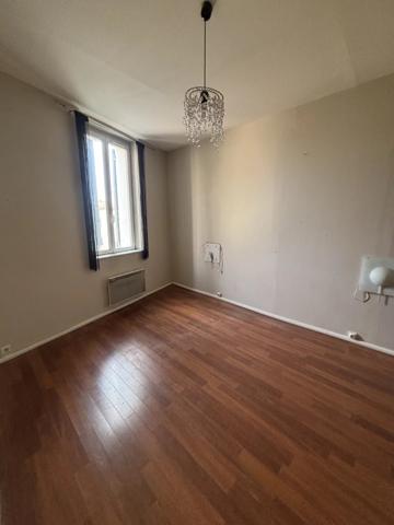 Appartement
         3 pièces
        - 71 m² Exclusivité 159 500 € *