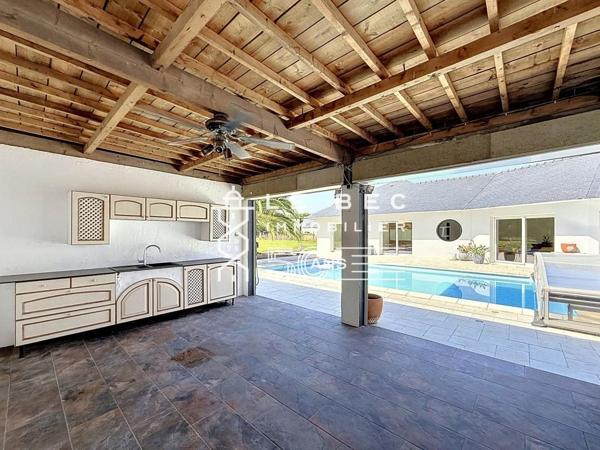 RIANTEC : Charmante maison de plain-pied avec piscine