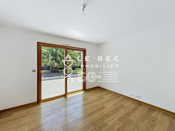 RIANTEC : Charmante maison de plain-pied avec piscine