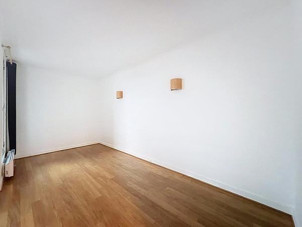 Appartement 3 pièces balcon parking ascenseur