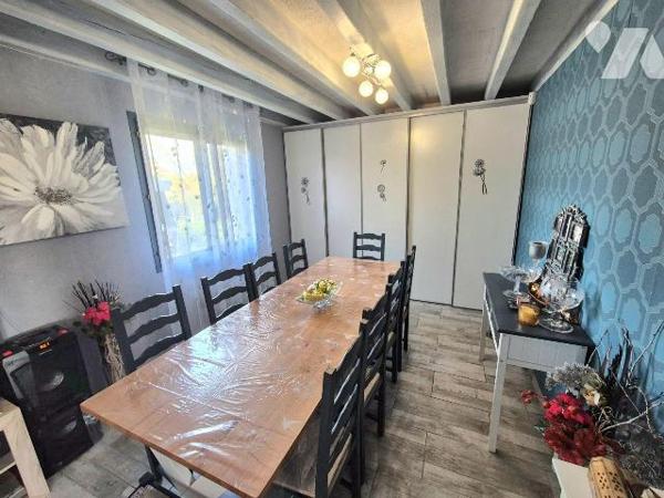 A 15-20 minutes de Troyes et agglomération, dans la commune dynamique de Savières, venez découv...