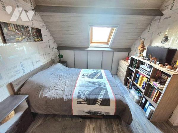 A 15-20 minutes de Troyes et agglomération, dans la commune dynamique de Savières, venez découv...