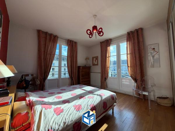 APPARTEMENT T4 - DEUX CHAMBRES - GRENIER - BALCONNET