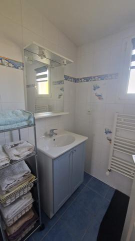 Maison - 7 pièces - 202 m²