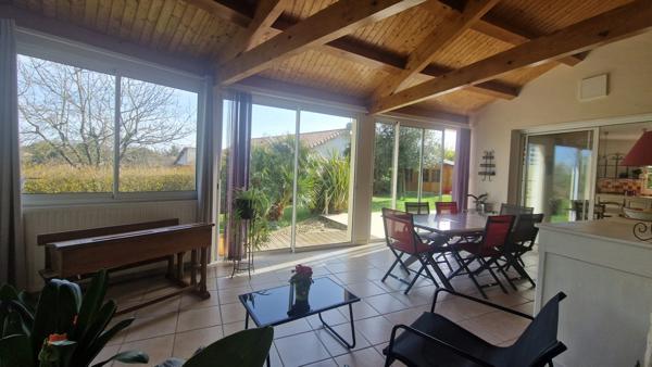 Maison - 7 pièces - 202 m²