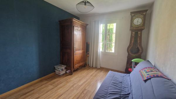 Maison - 7 pièces - 202 m²