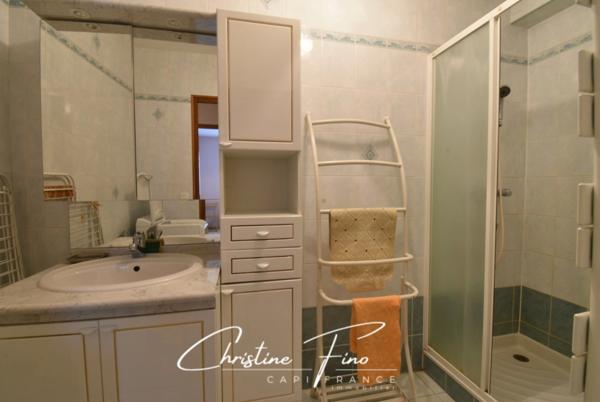 BRIANCON MAISON AVEC JARDIN PROCHE COMMERCES