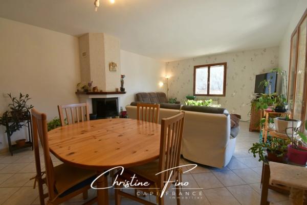 BRIANCON MAISON AVEC JARDIN PROCHE COMMERCES