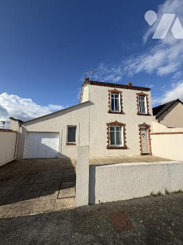 MAISON SUR GRAND TERRAIN