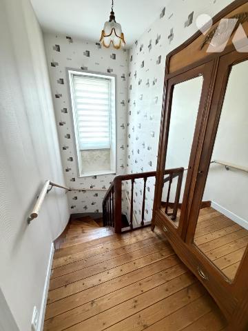 MAISON SUR GRAND TERRAIN