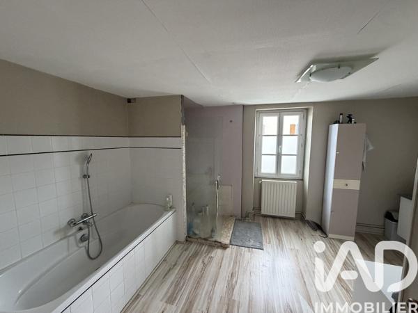 Maison à vendre 8 pièces 255 m² Tourriers