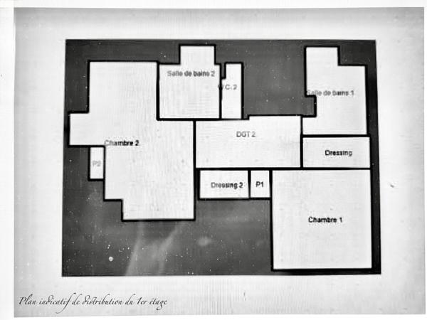 ROYAT - Grande maison familiale à rénover avec vue panoramique, terrain rare, piscine