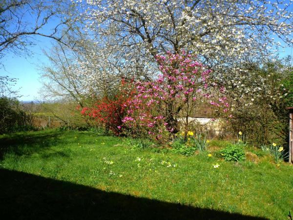 centre du village proche école et commerces