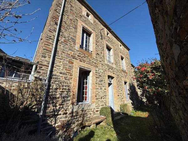 Maison restaurée à vendre à Dol-de-Bretagne en Ille-et-Vilaine (35120), ref : 35130-1093359