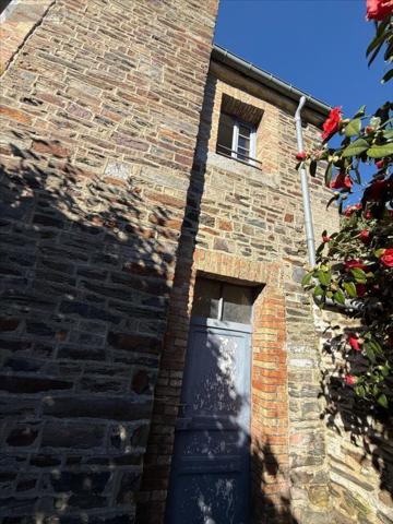 Maison restaurée à vendre à Dol-de-Bretagne en Ille-et-Vilaine (35120), ref : 35130-1093359
