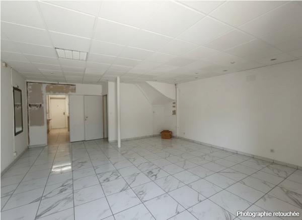 Immeuble OPPORTUNITÉ RARE ? IMMEUBLE DE 223 m² ? EMPLACEMENT N°1 ? RESTAURANT AVEC TERRASSE ET FORT POTENTIEL
