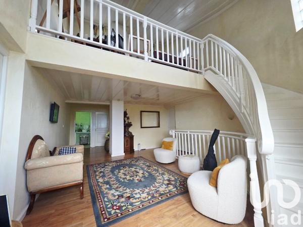 Maison à vendre 7 pièces 349 m² Le Tampon
