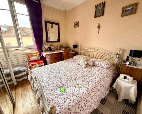 Appartement
         3 pièces
        - 60 m² Exclusivité 265 000 € *