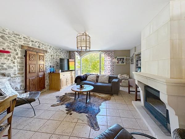 Corps de ferme à vendre 5 pièces CERNEX (74)