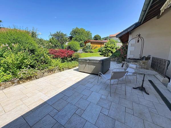 Corps de ferme à vendre 5 pièces CERNEX (74)