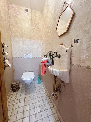 Corps de ferme à vendre 5 pièces CERNEX (74)