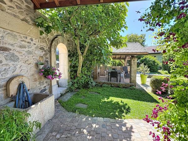 Corps de ferme à vendre 5 pièces CERNEX (74)