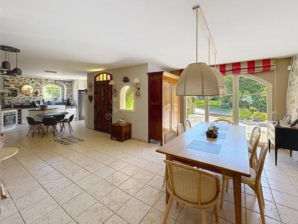 Corps de ferme à vendre 5 pièces CERNEX (74)