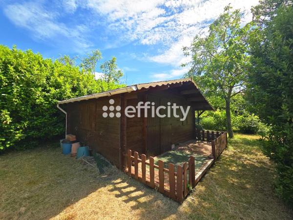 Maison
         5 pièces
        - 105 m² Exclusivité 449 000 € *