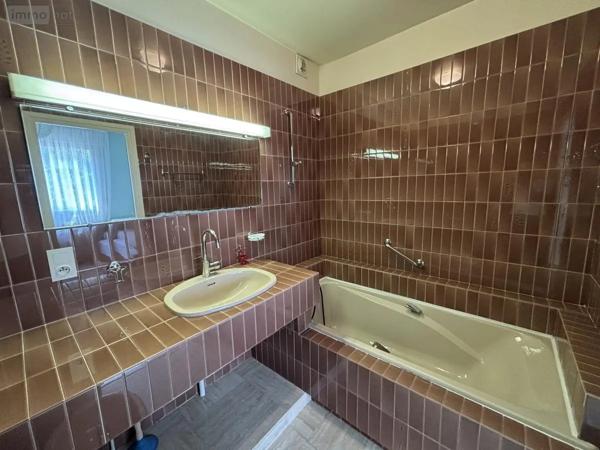 Achat - Appartement Chambéry 73000 5 pièces 100 m 2 2755 m 2