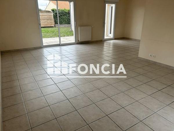 Location Maison 5 pièces 102.86 m² - CHABAN Chauray 79180