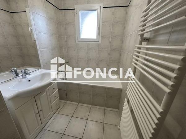 Location Maison 5 pièces 102.86 m² - CHABAN Chauray 79180