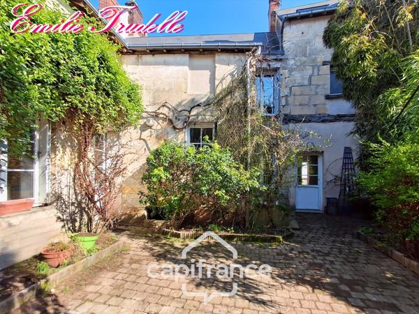 Maison à vendre 6 pièces LA CHARTRE SUR LE LOIR (72) Maison de caractère – cœur de ville – 181 m² – cour, dépendance et caves
