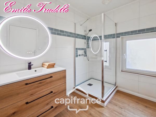 Maison à vendre 6 pièces LA CHARTRE SUR LE LOIR (72) Maison de caractère – cœur de ville – 181 m² – cour, dépendance et caves