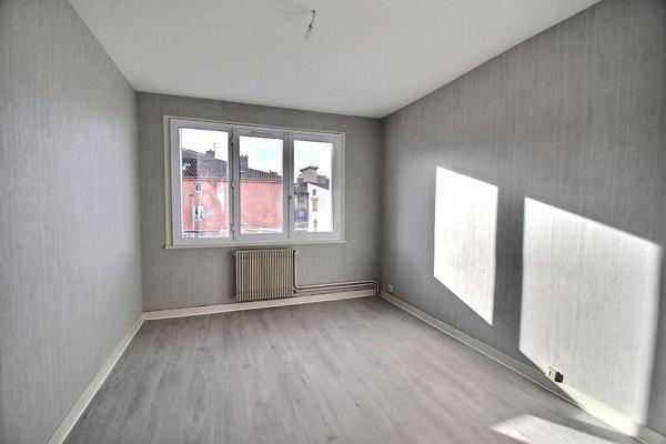 Appartement Clermont-ferrand 3 pièce(s)