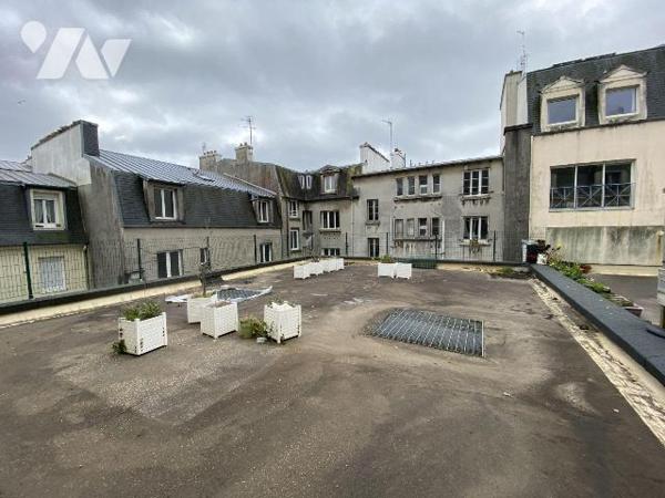 Secteur Triangle d'or - Au coeur du très recherché quartier Siam, adresse emblématique du centr...