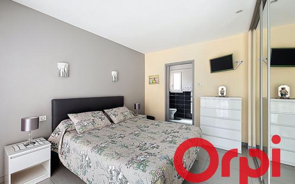 Maison à vendre    4 pièces •  Pia
