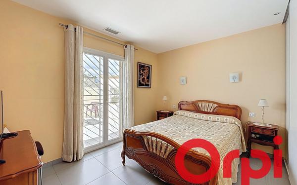 Maison à vendre    4 pièces •  Pia