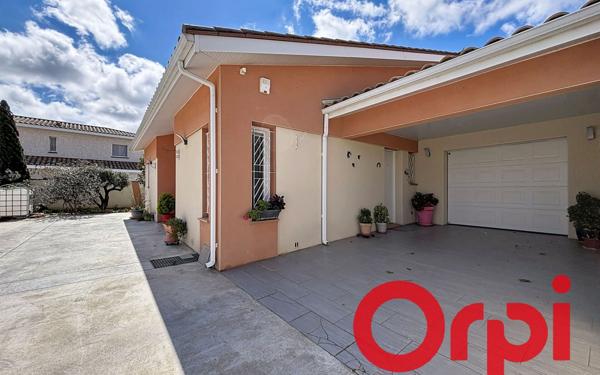 Maison à vendre    4 pièces •  Pia