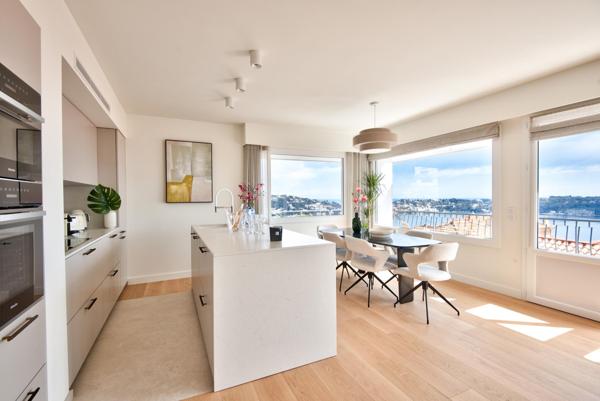 Appartement F4 à vendre  4 pièces - 99,05 m2 VILLEFRANCHE SUR MER - 06