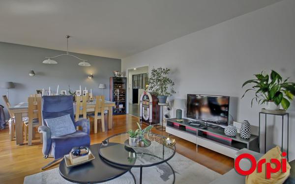 Appartement à vendre    5 pièces • 140 m2 Caluire-et-Cuire