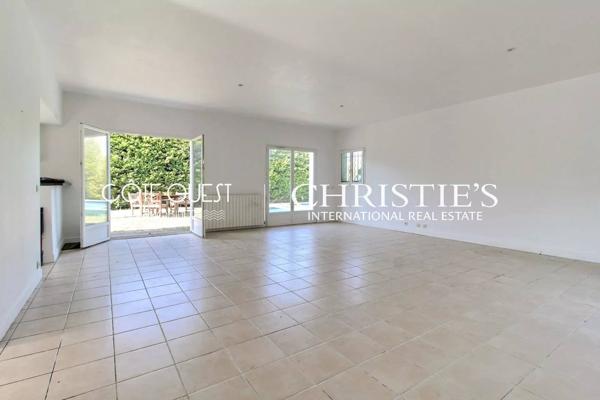 À vendre Bidart - Maison de plain-pied proche Biarritz avec piscine, jardin paysagé et 4 chambres